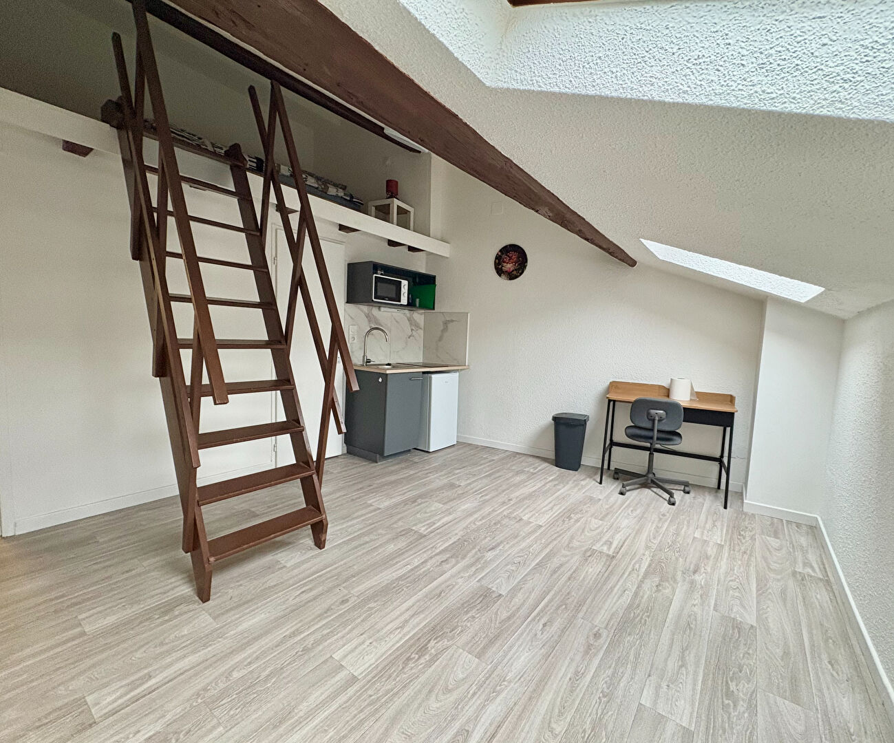 Appartement METZ (57000) 1 pi&egrave;ce 16.88 m&sup2;