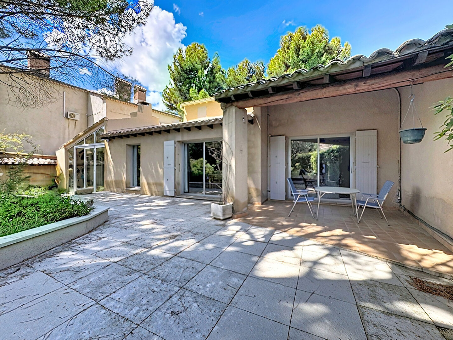 Maison LES ANGLES (30133) 4 pi&egrave;ces 120.00 m&sup2;