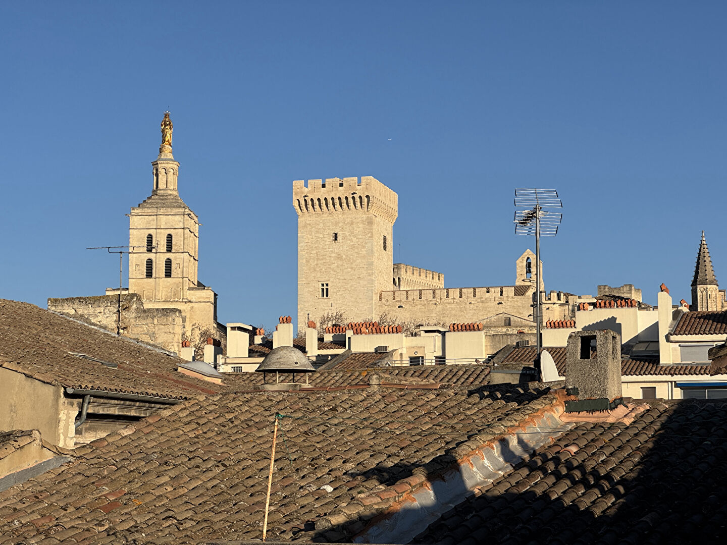 Appartement AVIGNON (84000) 3 pièces 98.00 m²
