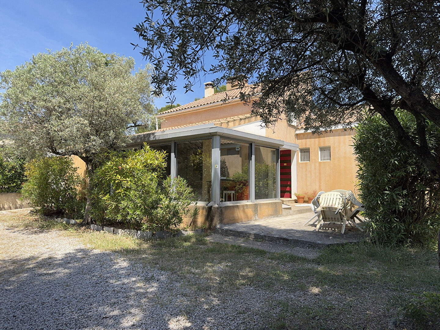 Maison VILLENEUVE LES AVIGNON (30400) 5 pièces 162.00 m²