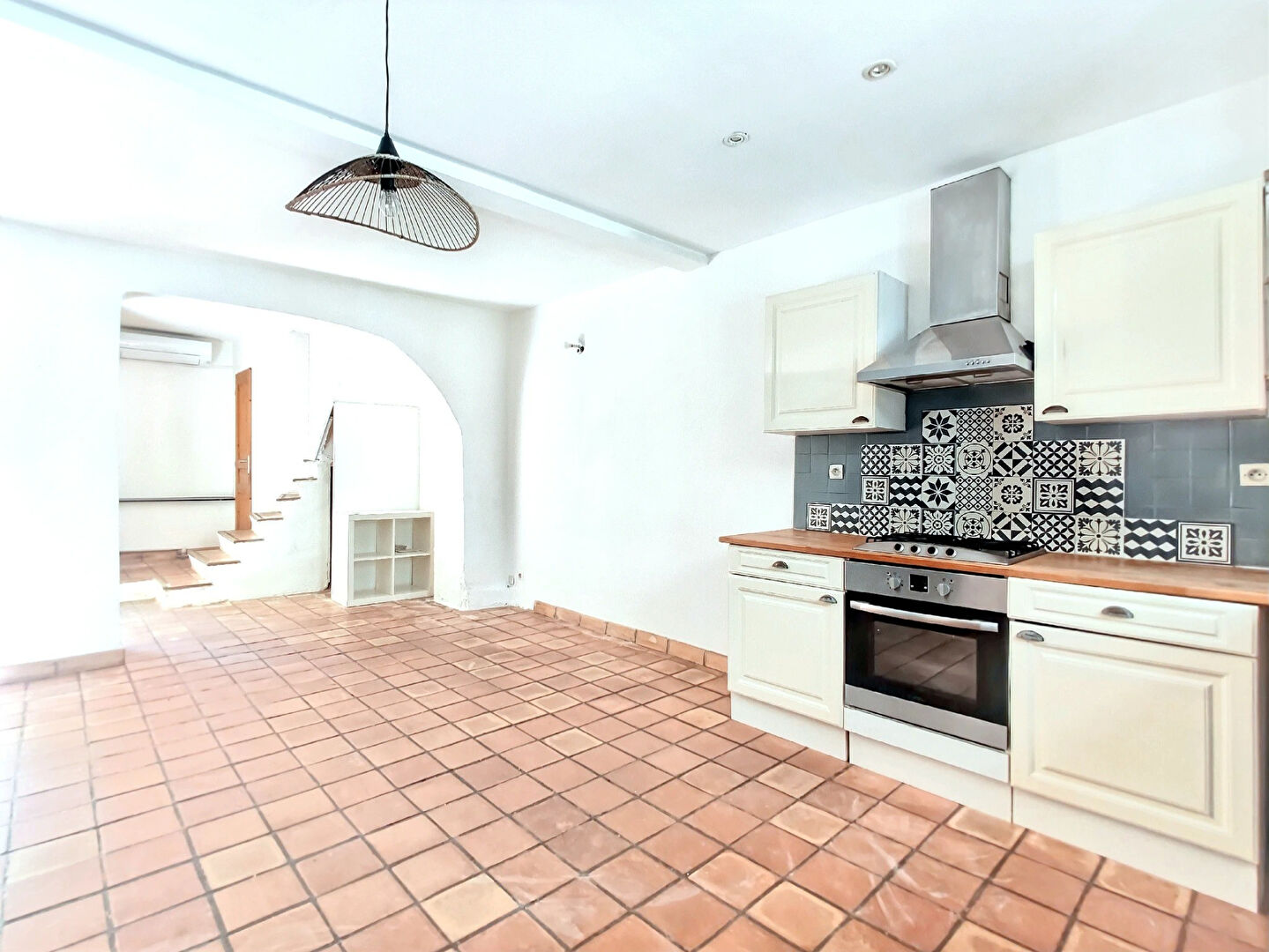 Maison AVIGNON (84000) 3 pièces 60.00 m²