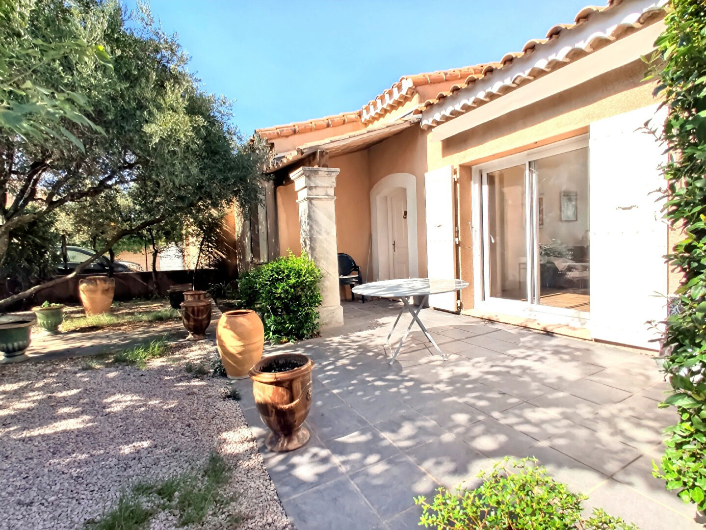 Maison VILLENEUVE LES AVIGNON (30400) 4 pièces 132.00 m²
