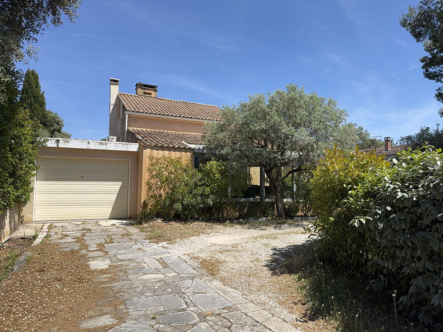Maison VILLENEUVE LES AVIGNON (30400) 5 pi&egrave;ces 162.00 m&sup2;
