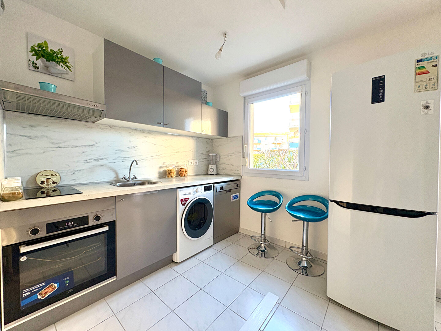 Appartement AVIGNON (84000) 2 pi&egrave;ces 48.00 m&sup2;