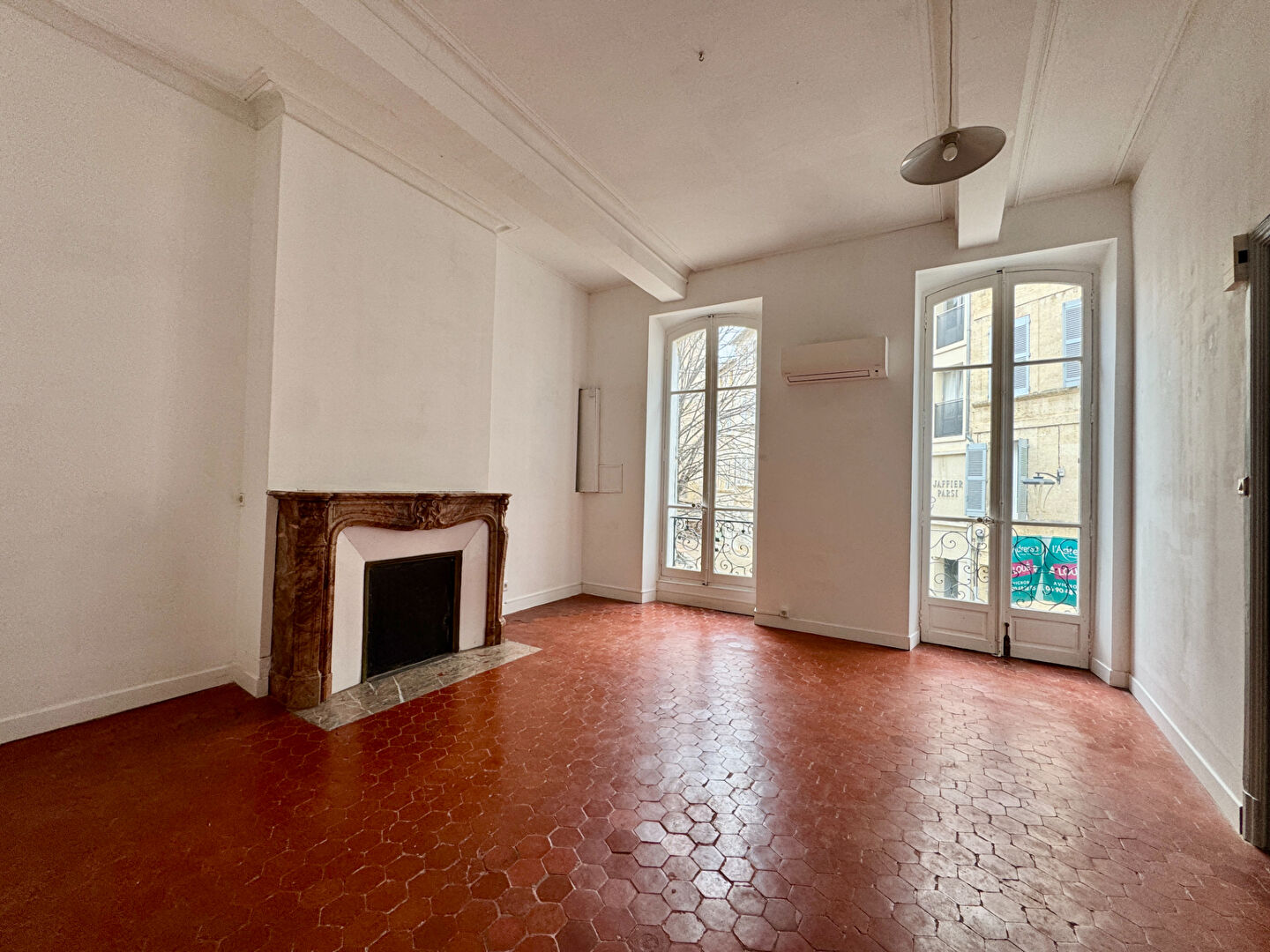 Appartement AVIGNON (84000) 2 pi&egrave;ces 55.00 m&sup2;