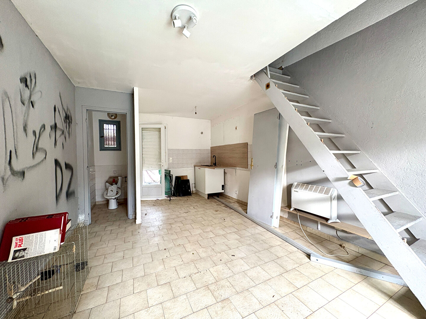 Maison AVIGNON (84000) 2 pi&egrave;ces 40.00 m&sup2;