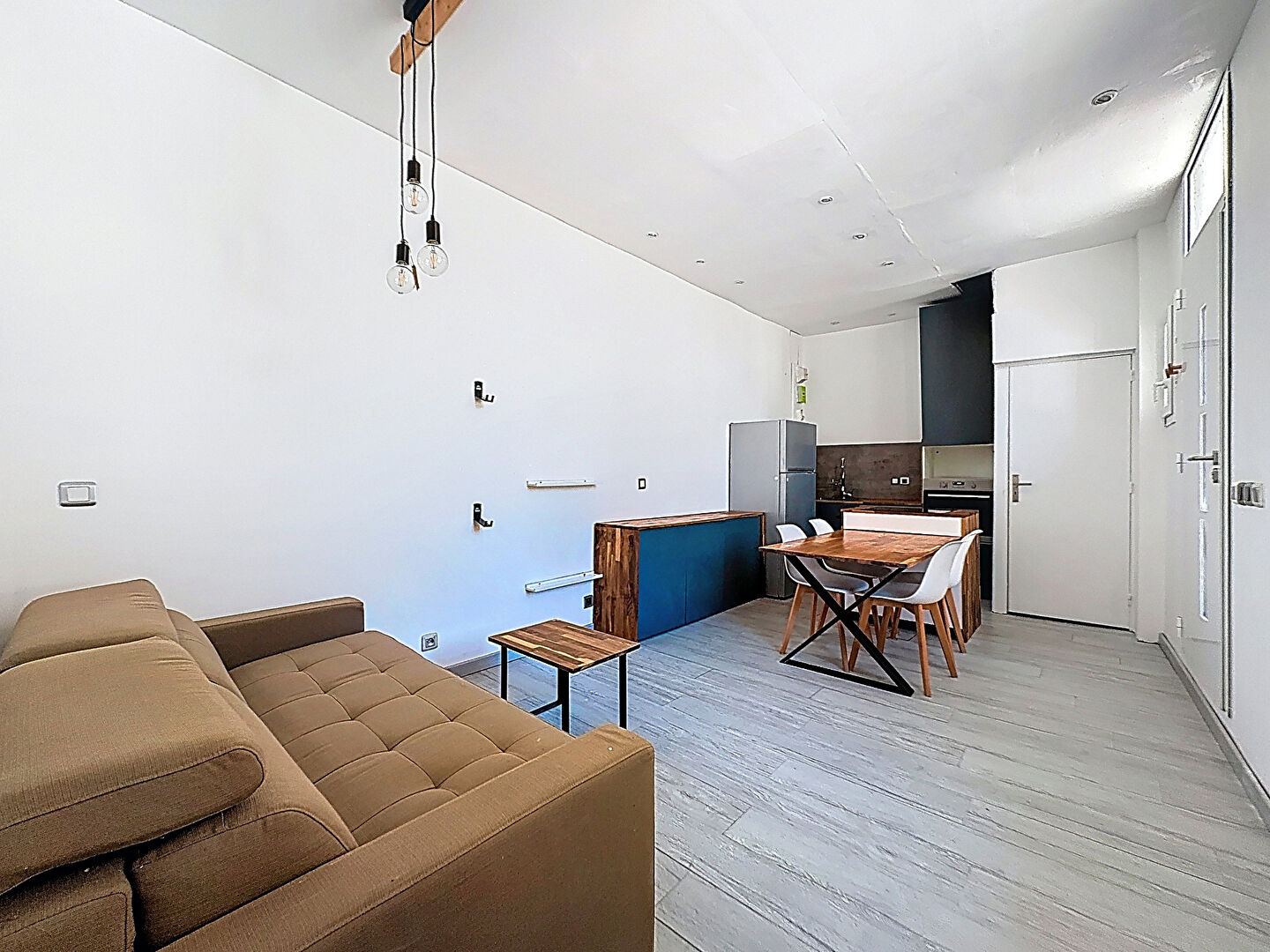 Maison AVIGNON (84000) 2 pi&egrave;ces 29.22 m&sup2;