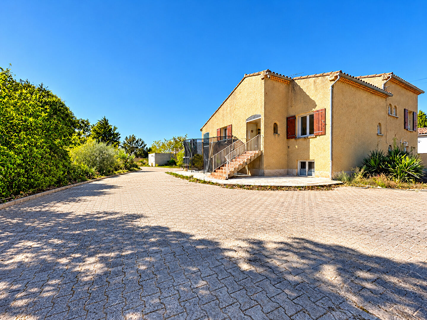Maison VEDENE (84270) 8 pi&egrave;ces 355.00 m&sup2;