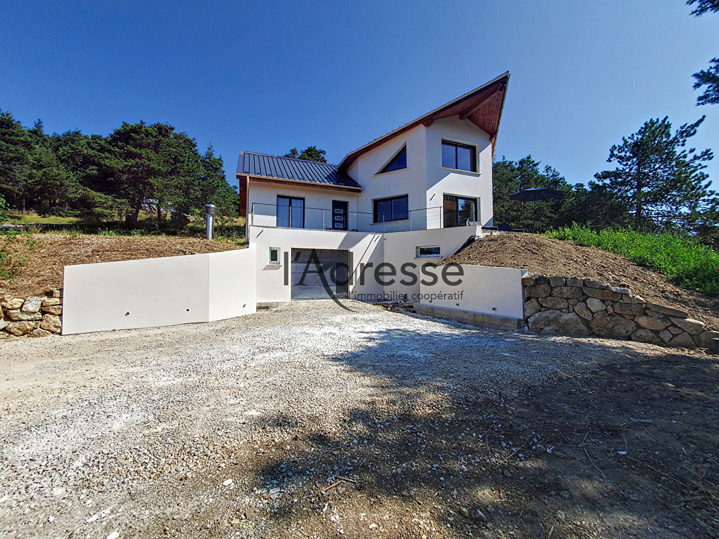 Villa LA MARTRE (83840) 5 pièces 137.00 m²