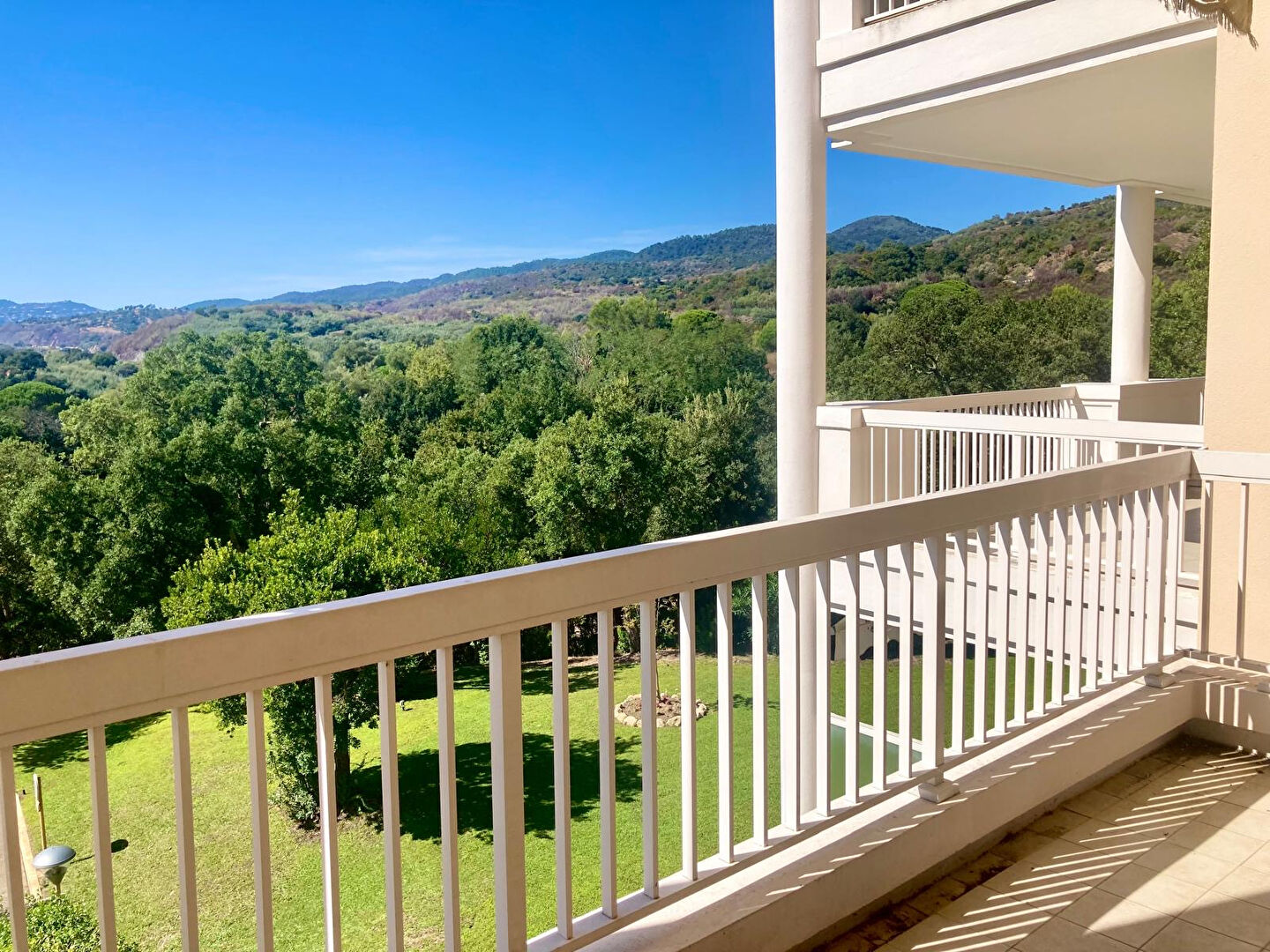 Appartement MANDELIEU LA NAPOULE (06210) 3 pi&egrave;ces 78.00 m&sup2;