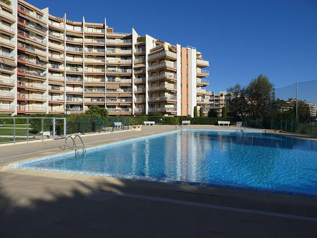Appartement MANDELIEU LA NAPOULE (06210) 2 pi&egrave;ces 44.00 m&sup2;