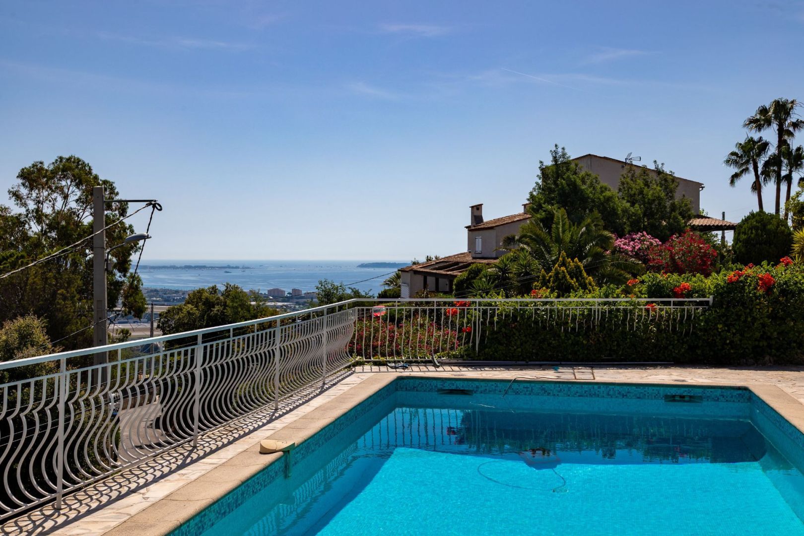 Villa MANDELIEU LA NAPOULE (06210) 5 pi&egrave;ces 182.00 m&sup2;