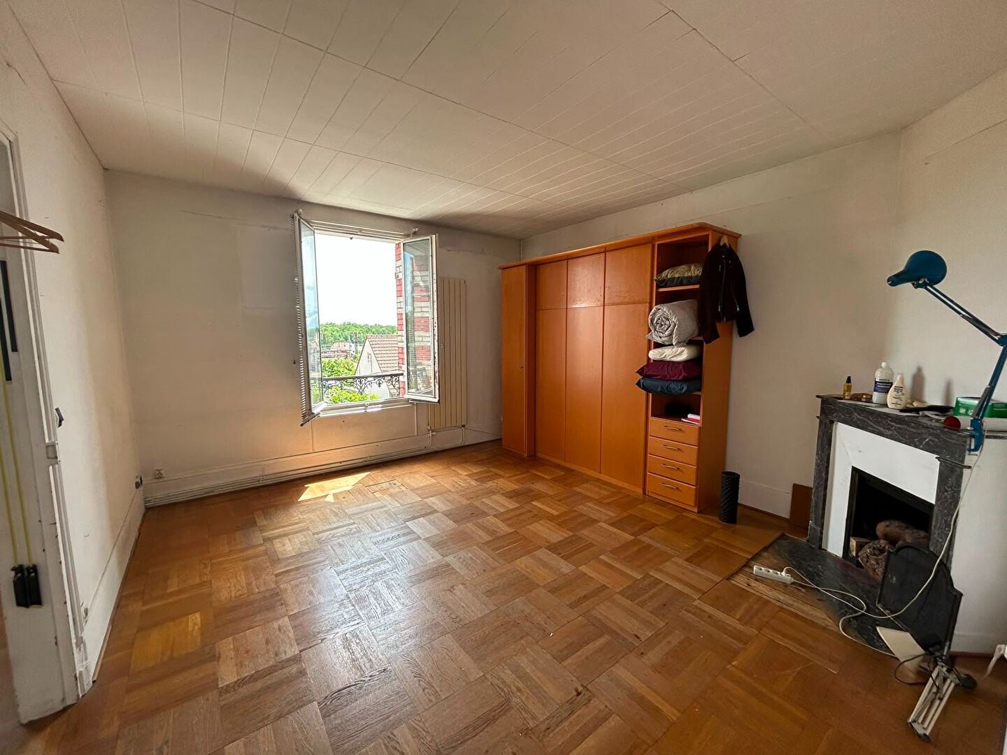 Athis-Mons (91) Exclusif 145 000 € Appartement 2 pièces , 1 chambre 50.00 m²