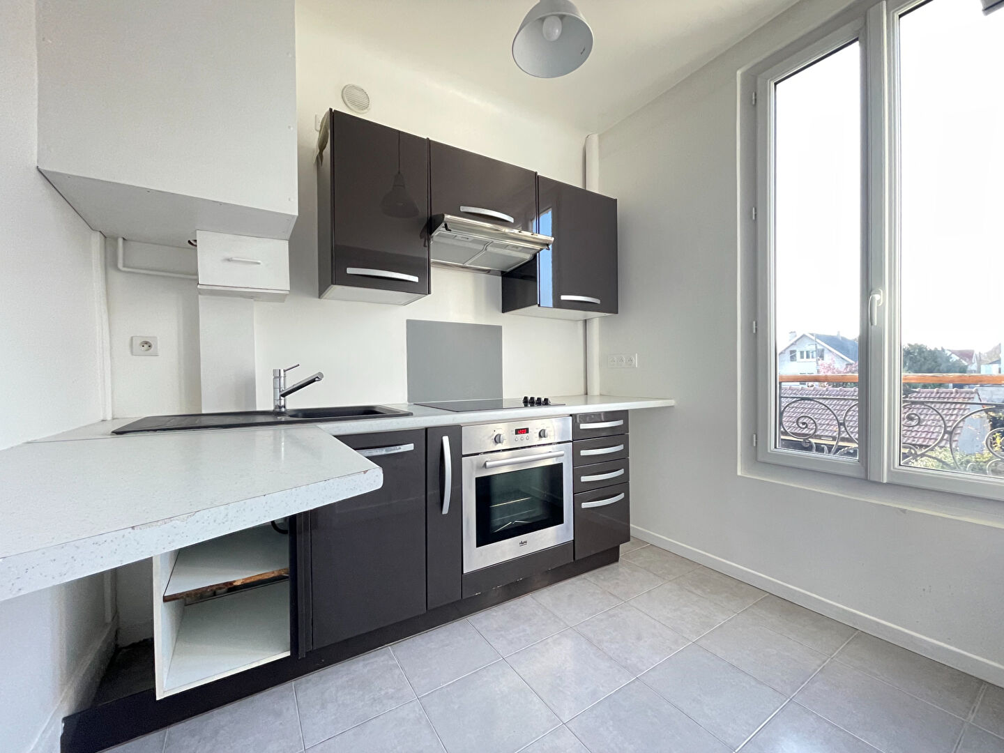 Appartement ATHIS MONS (91200) 2 pi&egrave;ces 37.00 m&sup2;