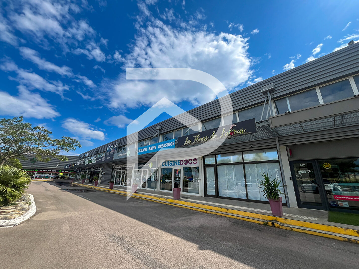 Local commercial LATOUR BAS ELNE (66200)