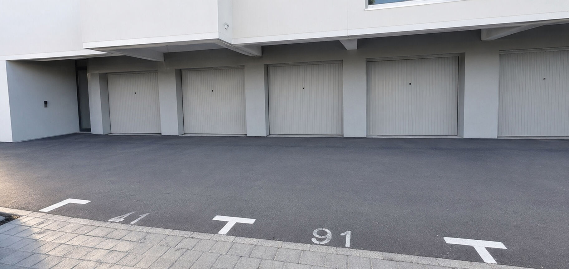 Parking / box ARGELES SUR MER (66700) 1 pi&egrave;ce 20.00 m&sup2;