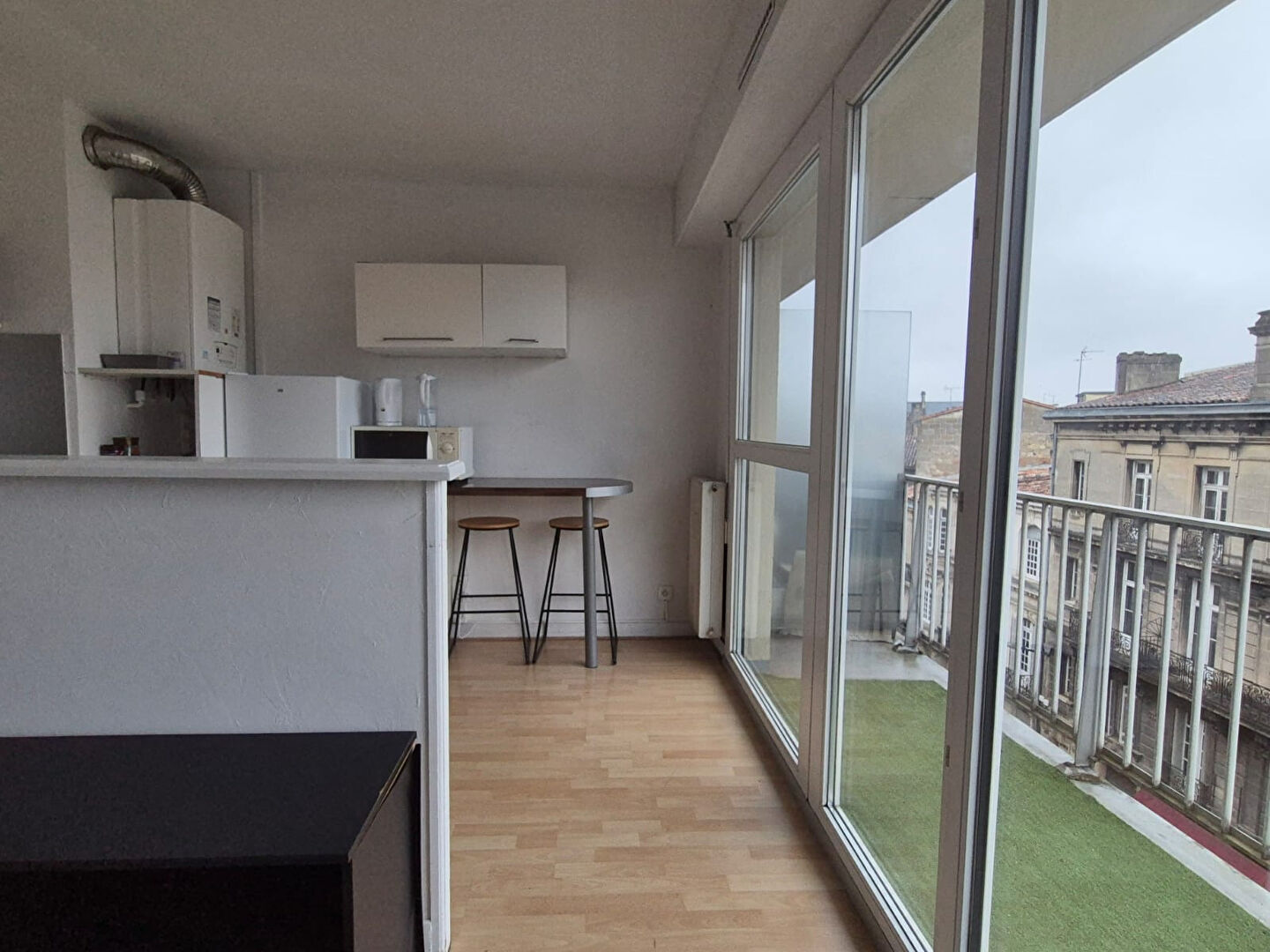 Appartement BORDEAUX (33000) 1 pièce 26.39 m²
