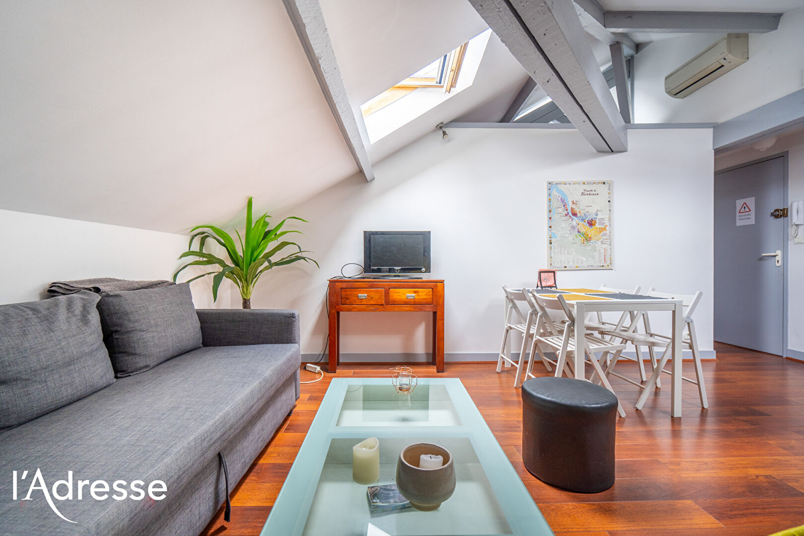 Appartement BORDEAUX (33800) 3 pièces 64.00 m²