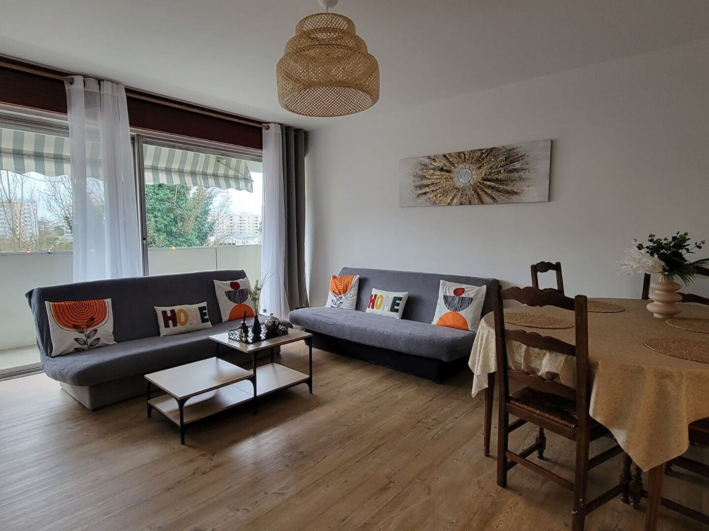 Appartement BORDEAUX (33300) 4 pièces 81.00 m²