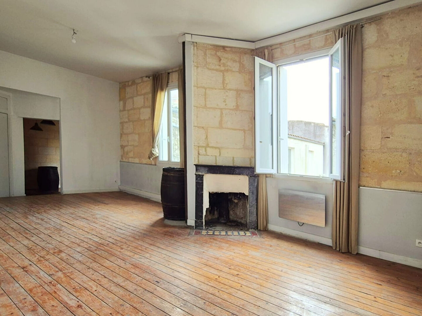 Appartement BORDEAUX (33000) 3 pièces 88.00 m²