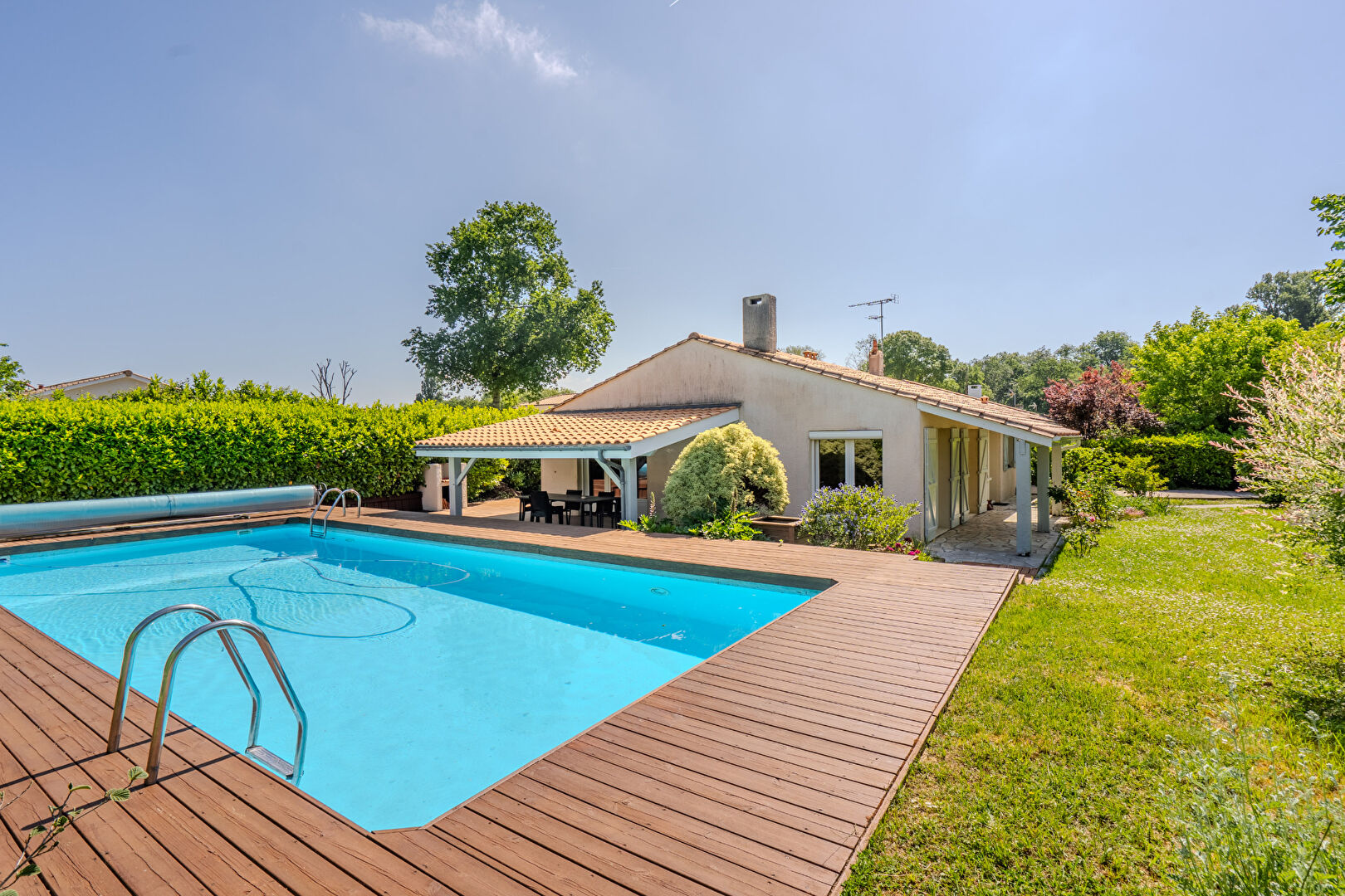 Maison LEOGNAN (33850) 7 pièces 158.00 m²