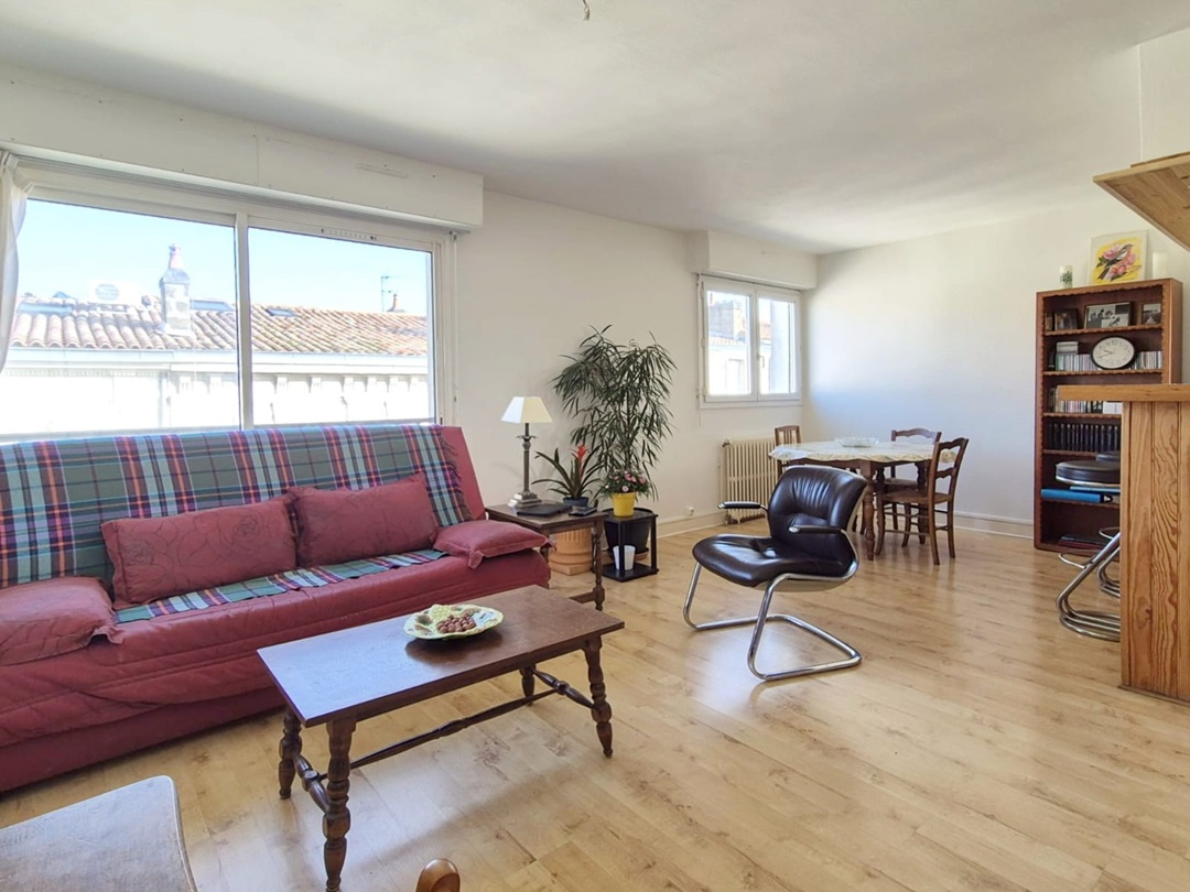 Appartement BORDEAUX (33000) 4 pièces 71.00 m²