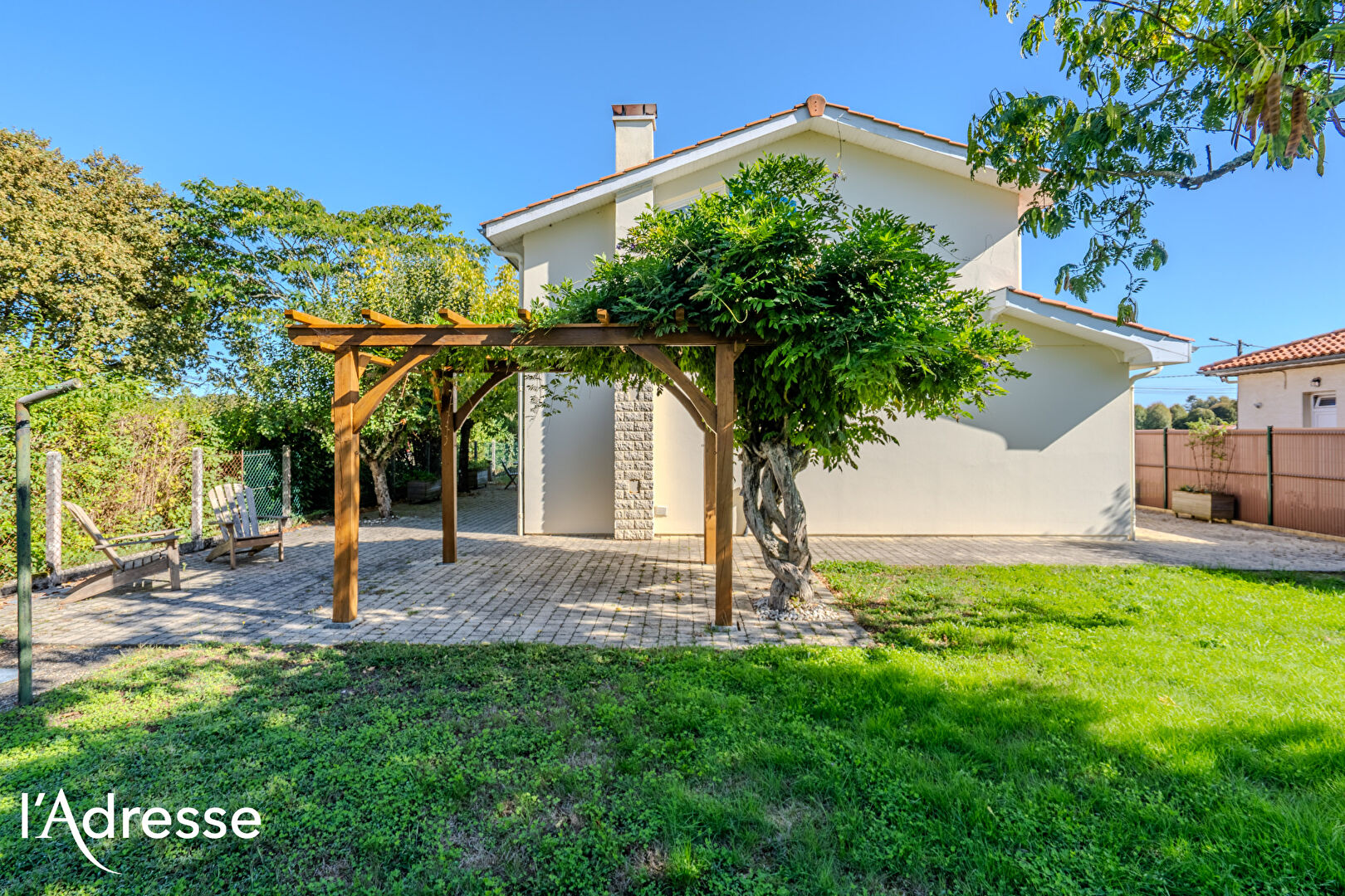 Maison LEOGNAN (33850) 8 pièces 150.00 m²