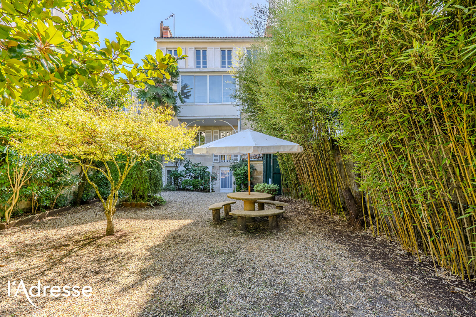 Maison BORDEAUX (33000) 14 pièces 335.00 m²