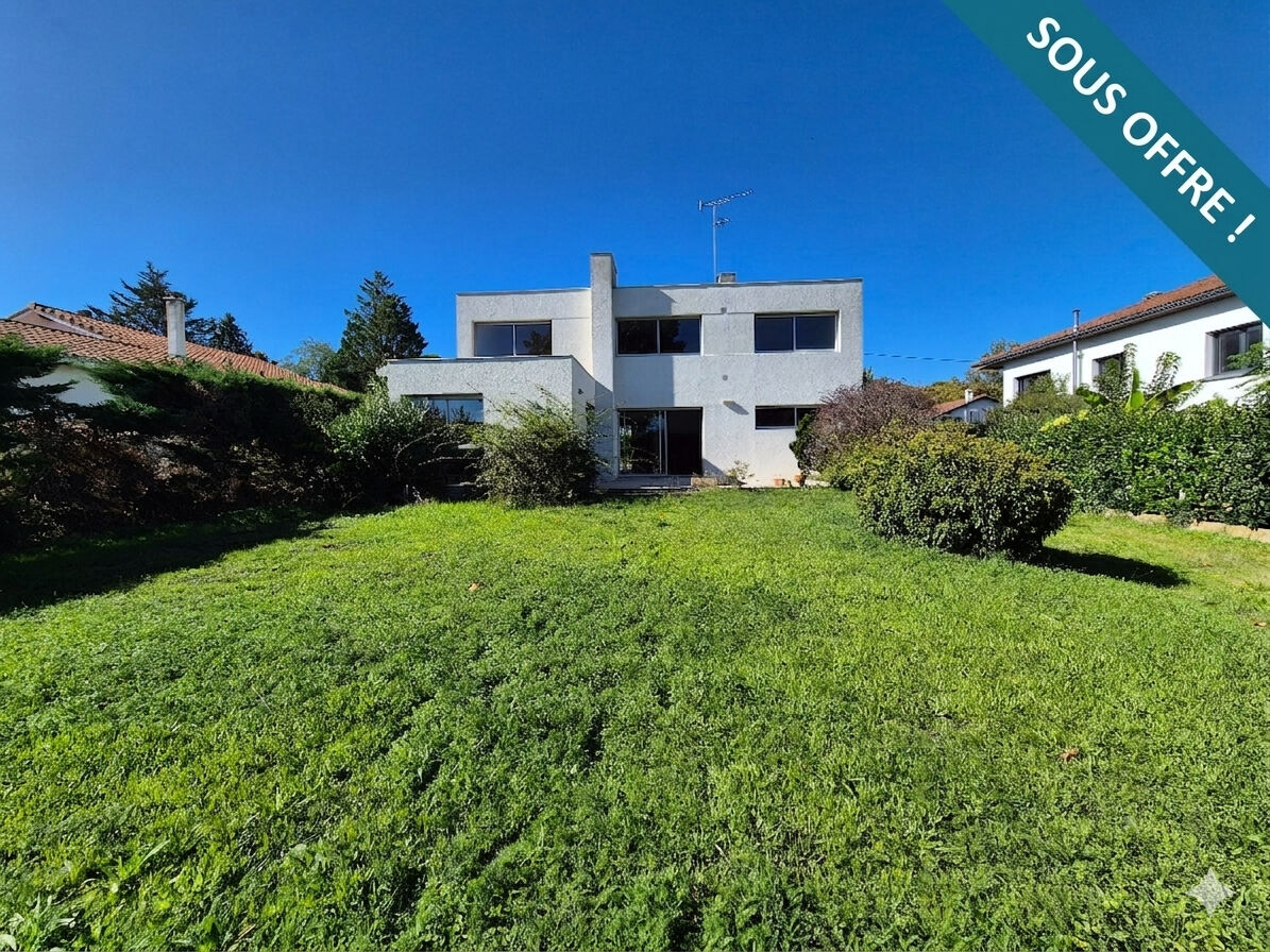 Maison GRADIGNAN (33170) 8 pi&egrave;ces 192.00 m&sup2;