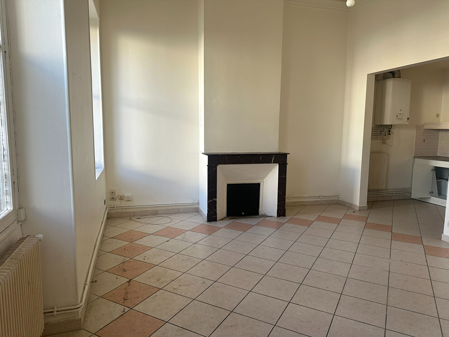 Appartement BORDEAUX (33000) 1 pièce 30.00 m²