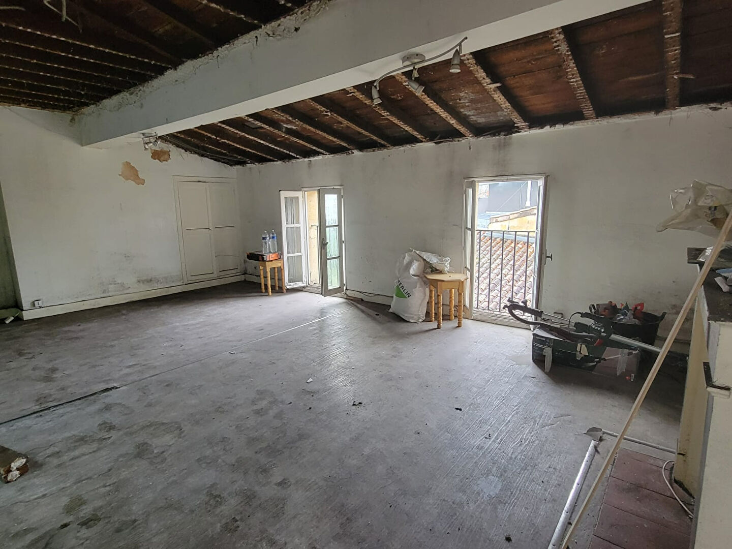 Appartement BORDEAUX (33000) 1 pi&egrave;ce 42.00 m&sup2;