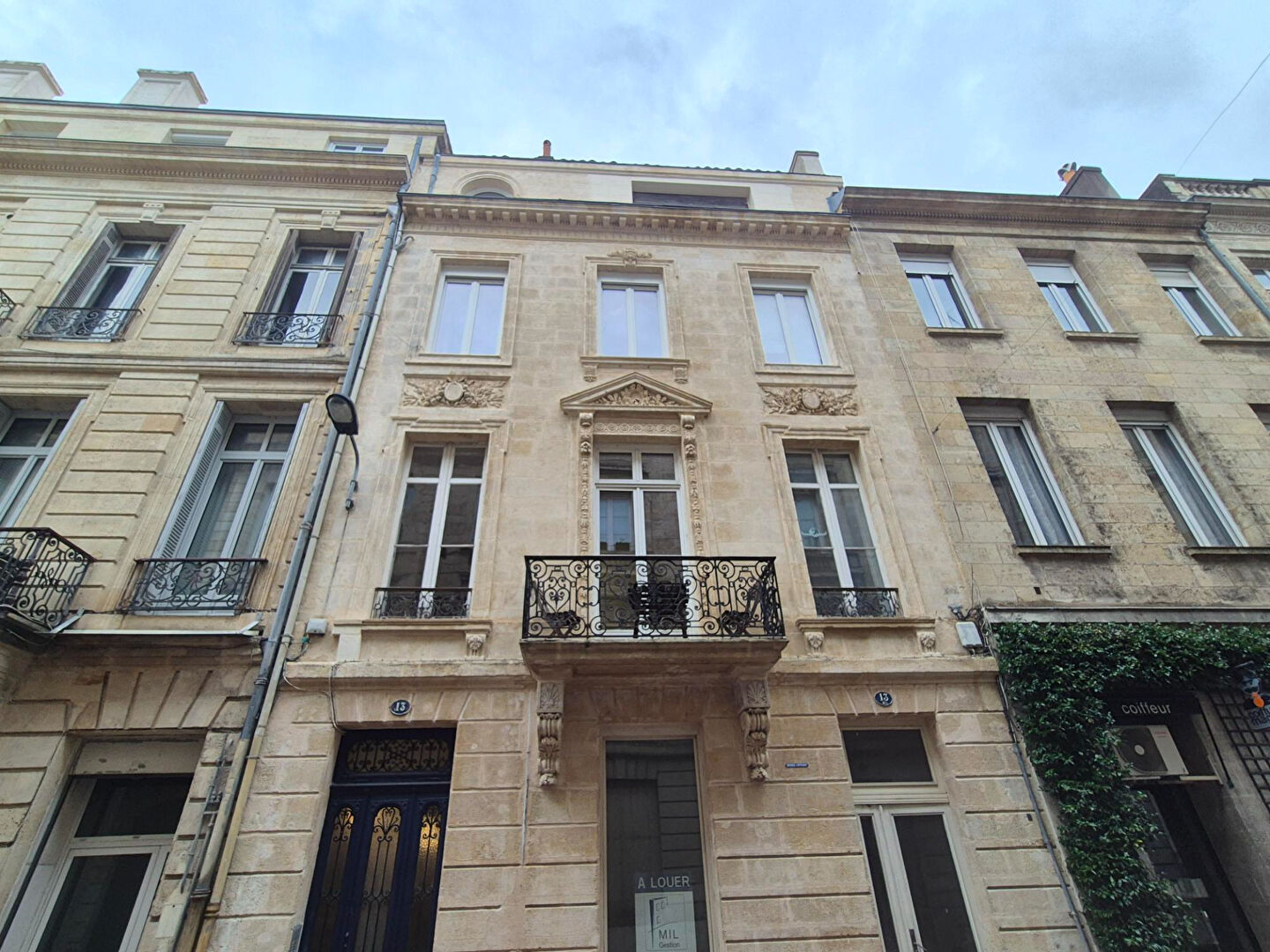 Immeuble de rapport BORDEAUX (33000) 10 pièces 366.00 m²