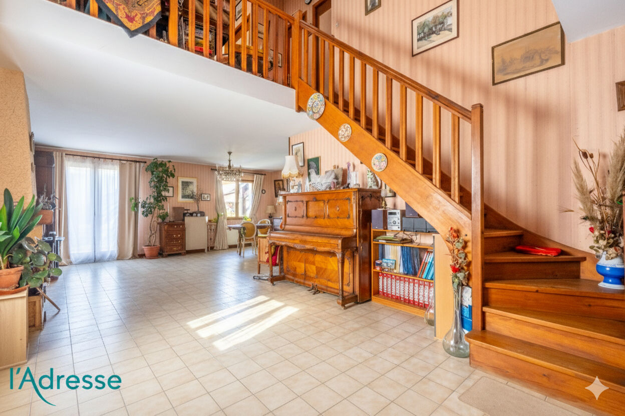 Maison GRADIGNAN (33170) 8 pi&egrave;ces 197.00 m&sup2;