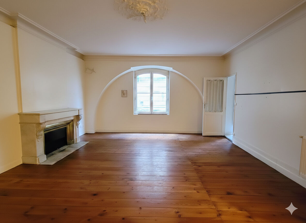 Appartement BORDEAUX (33000) 3 pi&egrave;ces 82.00 m&sup2;