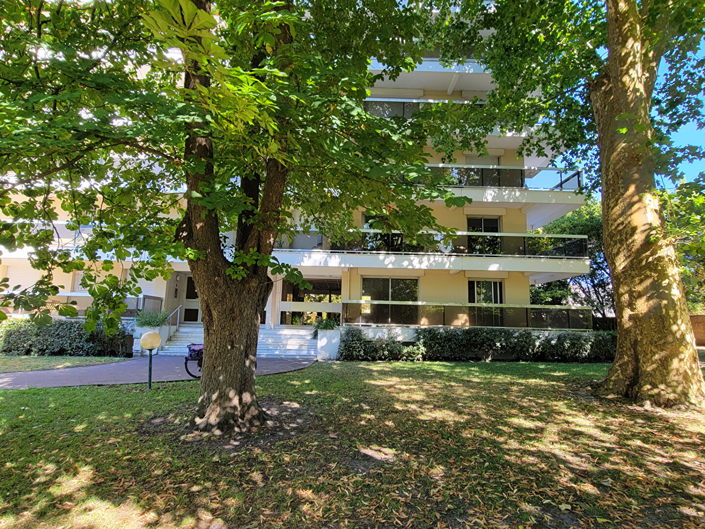 Appartement LE BOUSCAT (33110) 3 pi&egrave;ces 77.73 m&sup2;