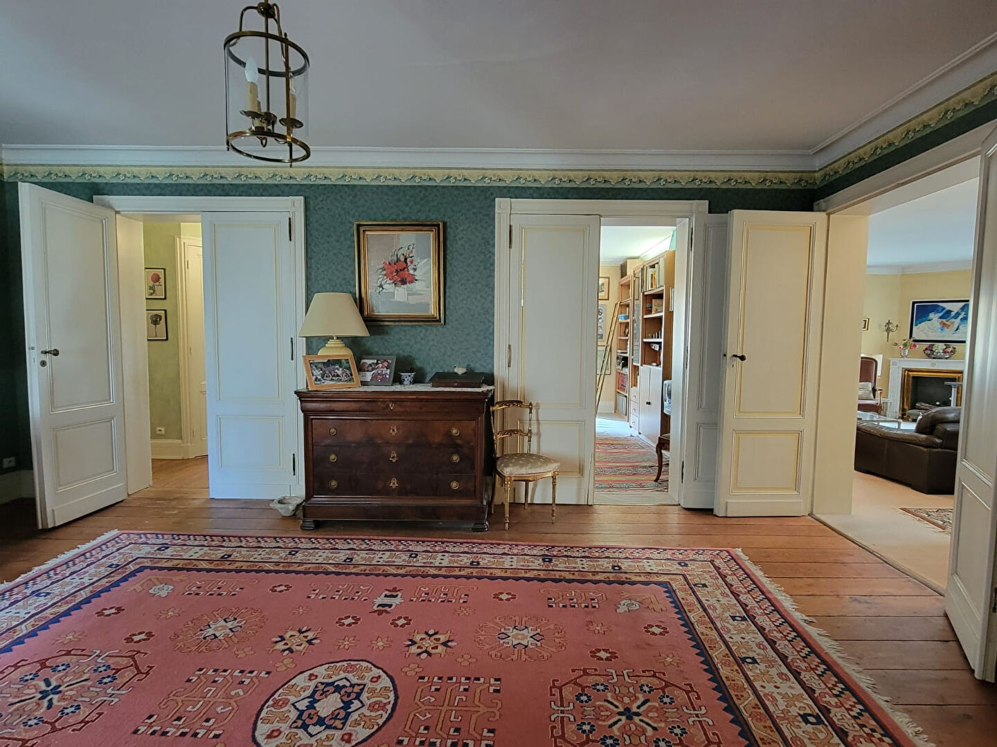 Local commercial BORDEAUX (33000) 5 pi&egrave;ces 180.00 m&sup2;