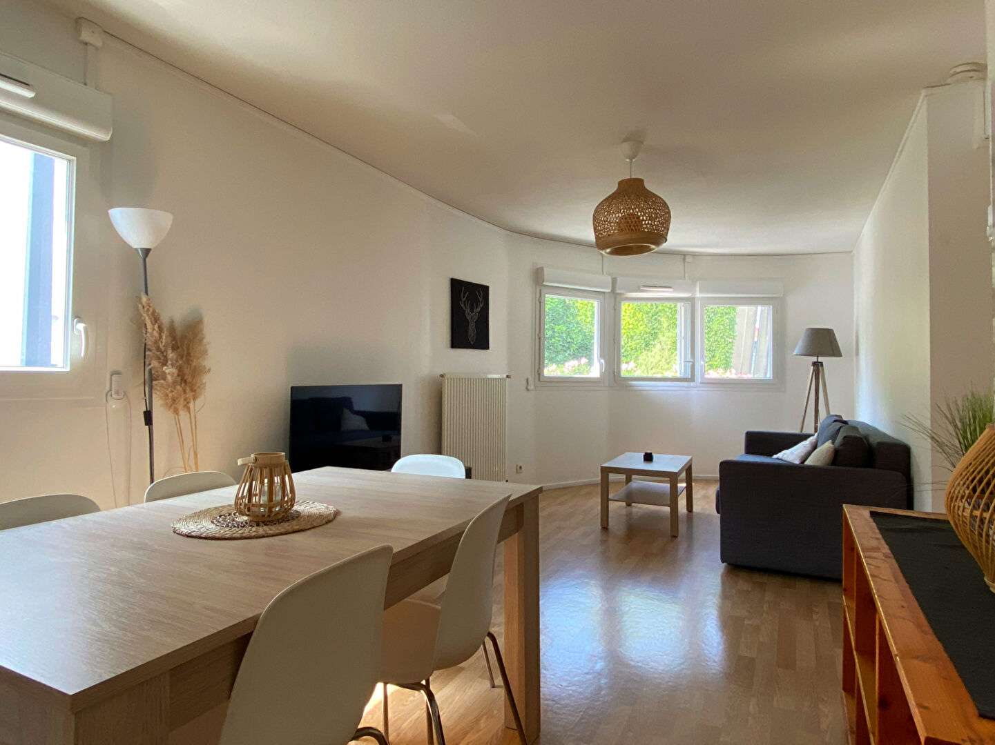 Appartement BORDEAUX (33000) 2 pi&egrave;ces 50.00 m&sup2;