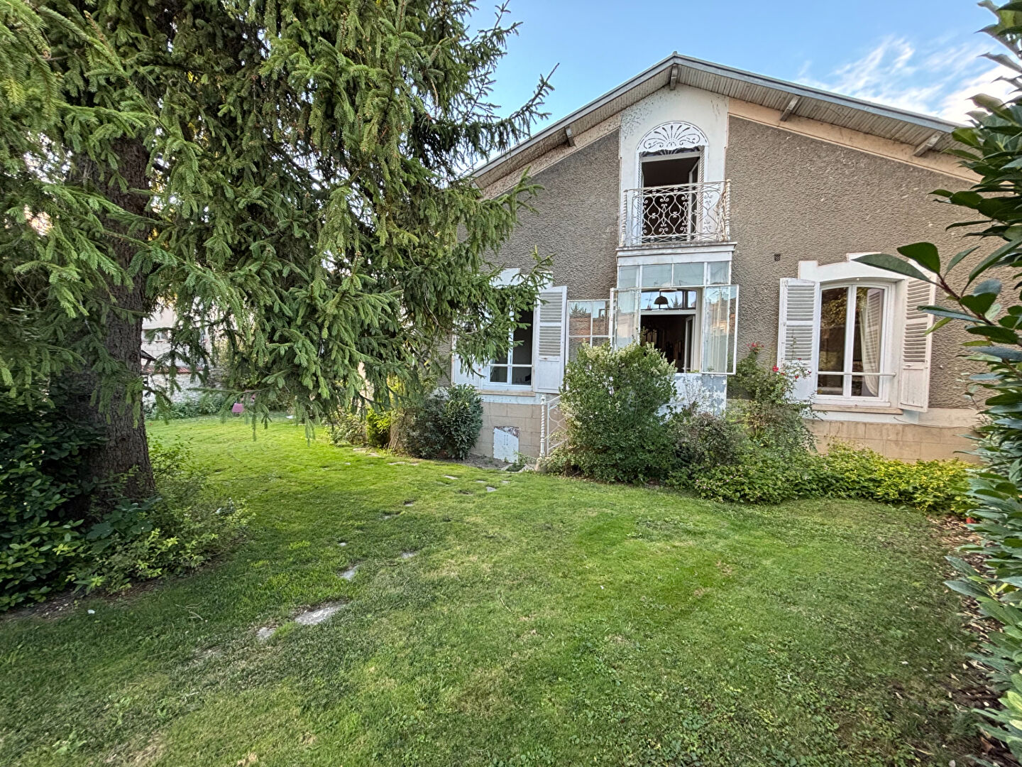 Maison MONTEREAU FAULT YONNE (77130) 6 pi&egrave;ces 180.68 m&sup2;