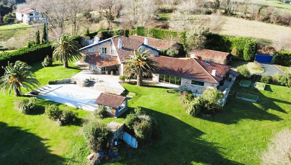 Demeure de Prestige URRUGNE (64122) 9 pi&egrave;ces 350.00 m&sup2;