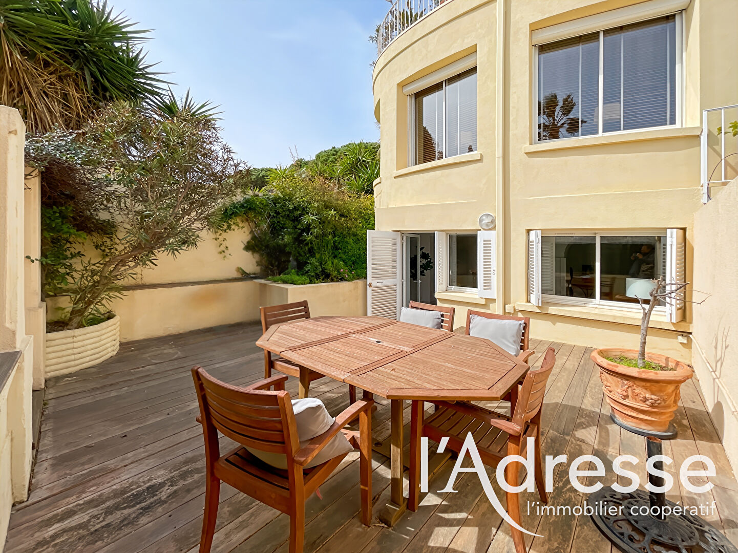 Appartement LA CIOTAT (13600) 3 pi&egrave;ces 95.00 m&sup2;