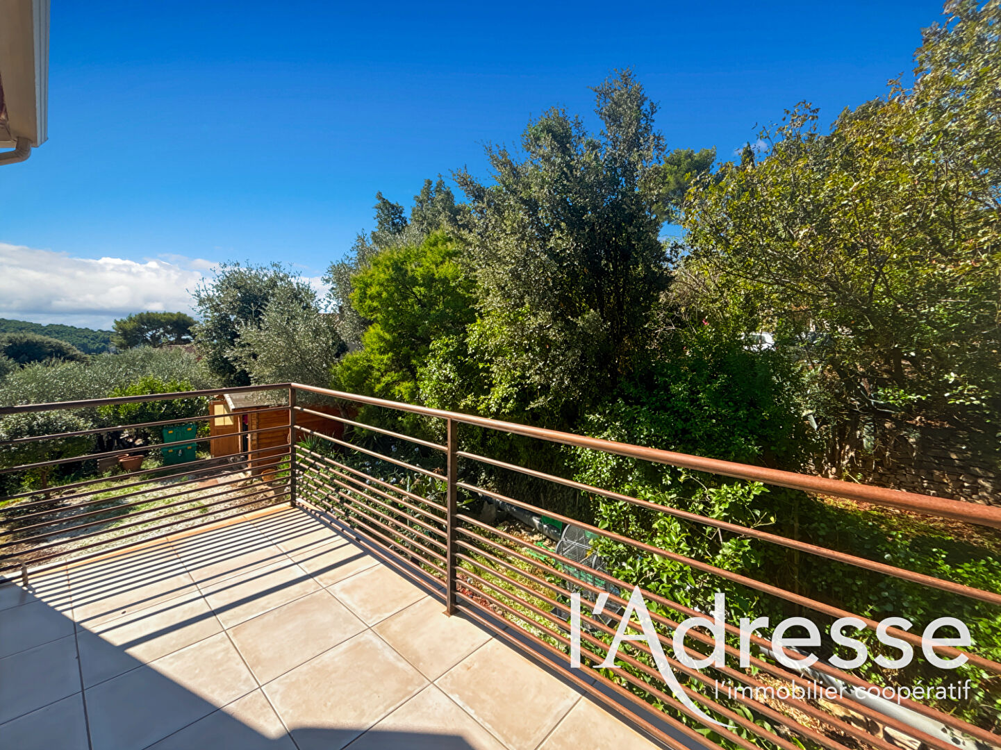 Appartement CEYRESTE (13600) 3 pièces 54.00 m²