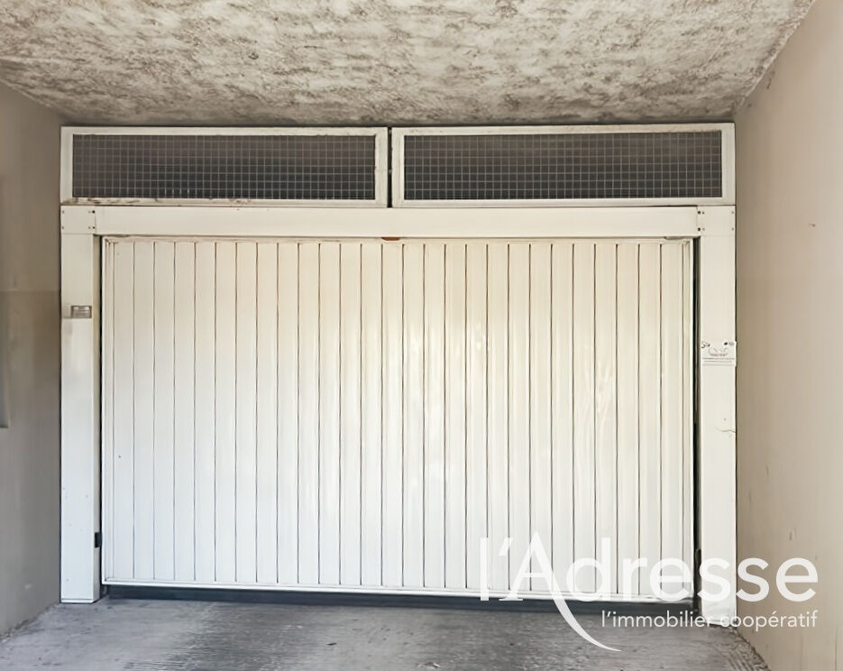 Parking / box LA SEYNE SUR MER (83500) 13.00 m²