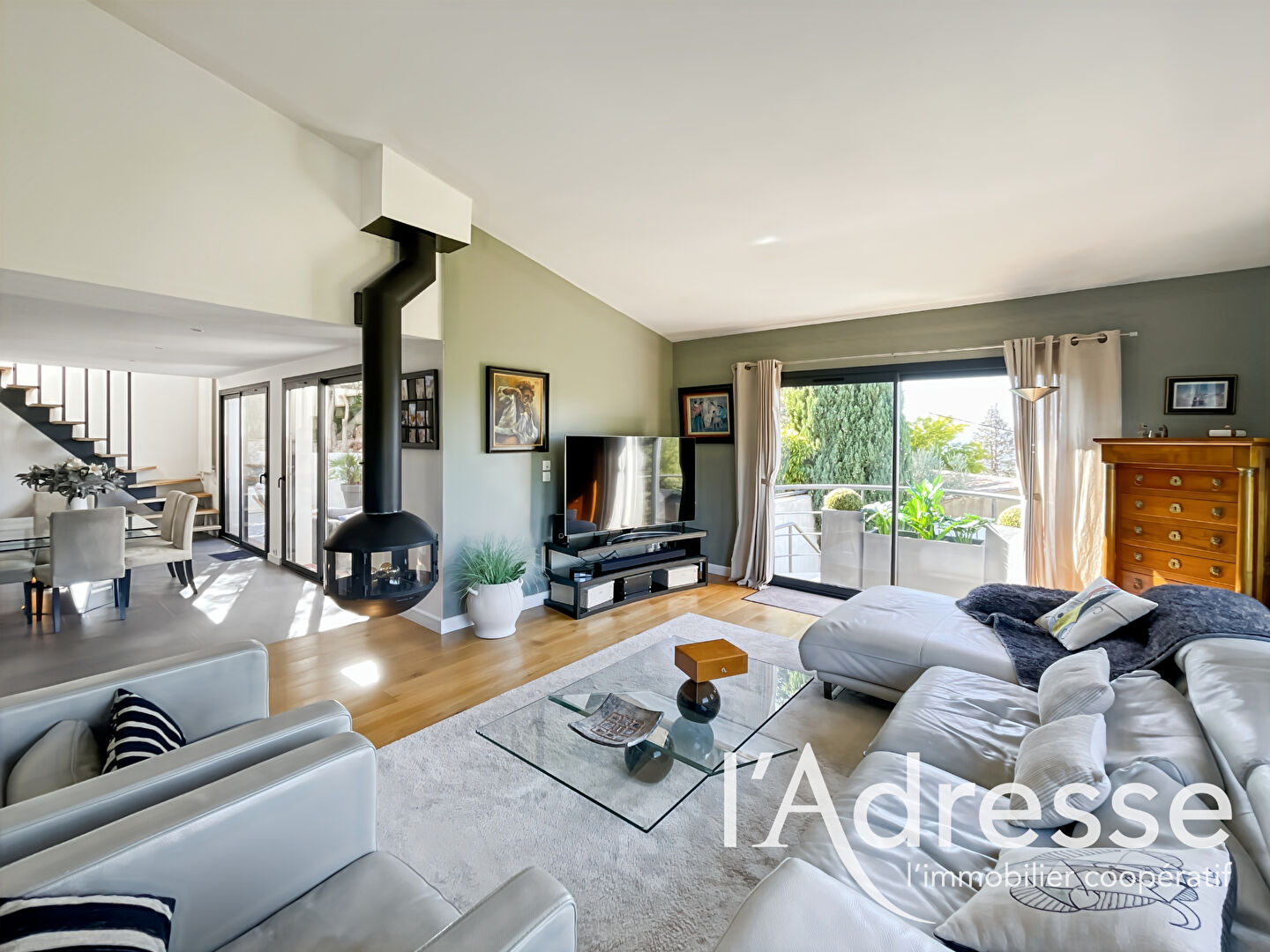 Maison CEYRESTE (13600) 6 pièces 160.00 m²