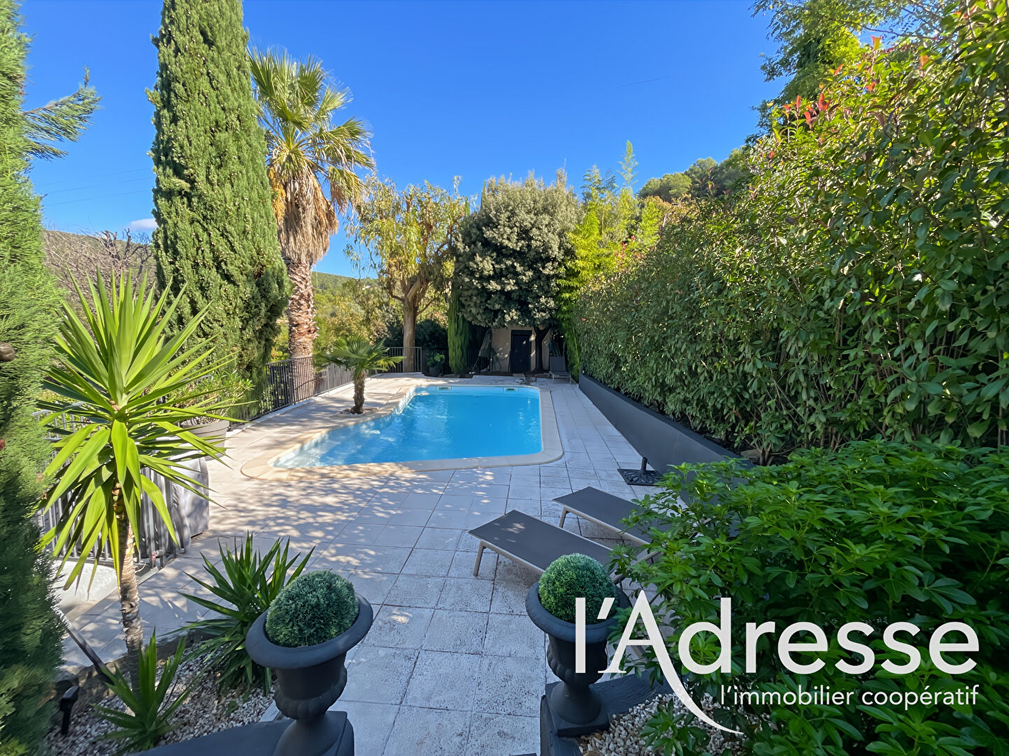 Maison CEYRESTE (13600) 6 pièces 160.00 m²