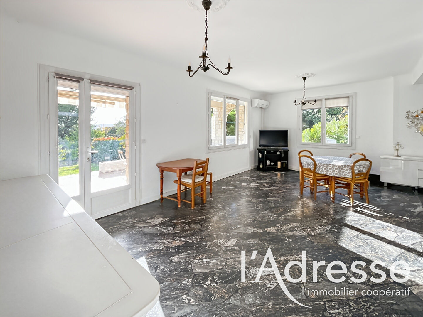 Appartement CEYRESTE (13600) 4 pi&egrave;ces 109.00 m&sup2;