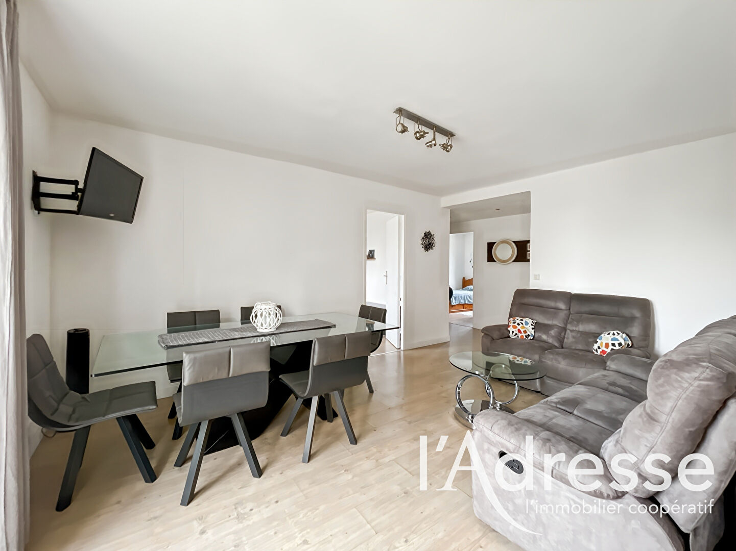 Appartement MARSEILLE (13008) 4 pièces 74.00 m²