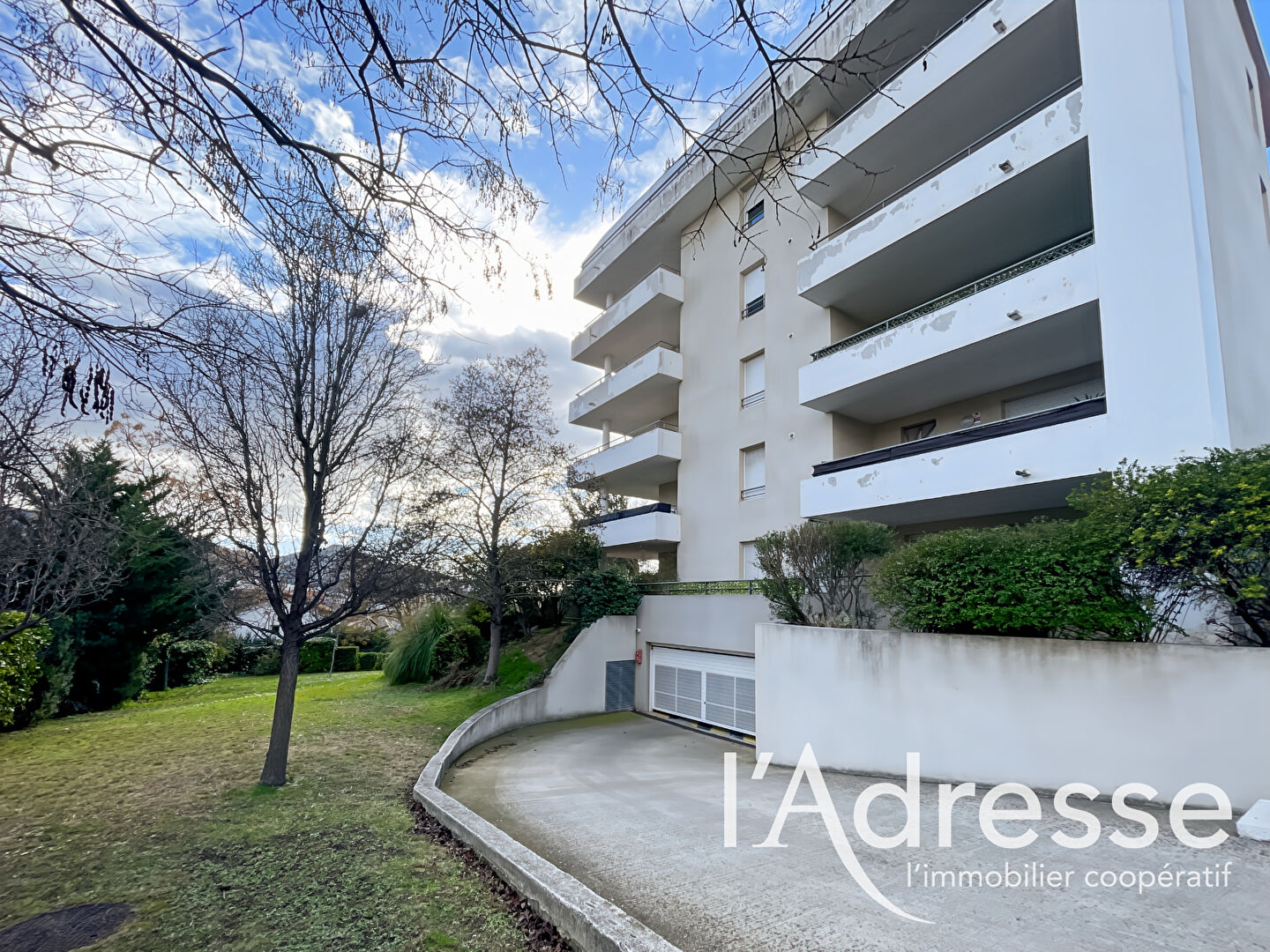 Appartement MARSEILLE (13011) 2 pi&egrave;ces 50.00 m&sup2;