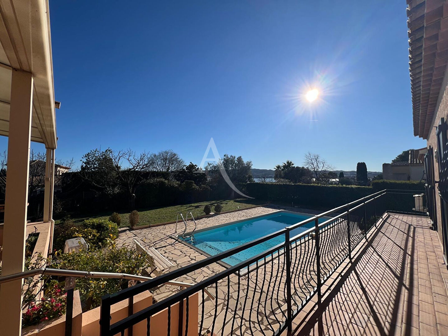 Maison MARTIGUES (13500) 6 pièces 181.00 m²