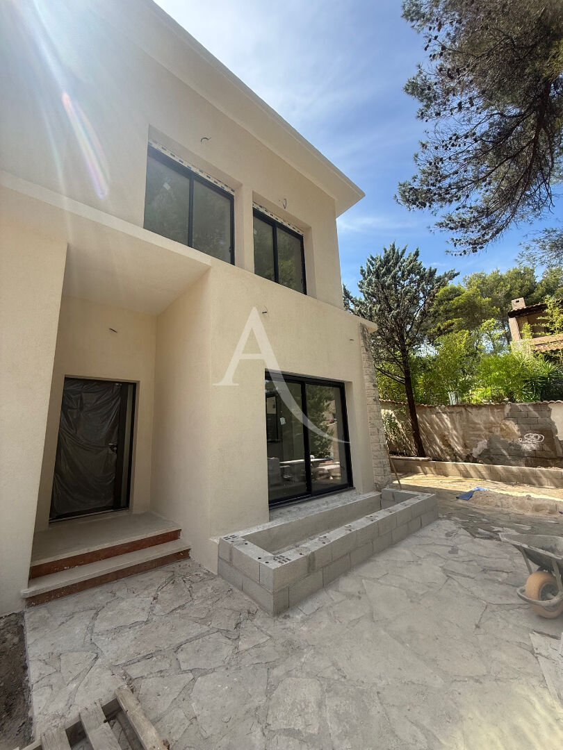 Maison MARTIGUES (13500) 5 pièces 101.00 m²