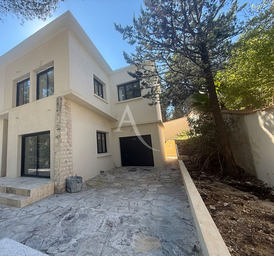 Maison MARTIGUES (13500) 5 pièces 101.00 m²